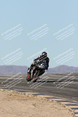 media/Dec-07-2025-CVMA (Sun) [[3e7d2de5dc]]/Race 7-Formula Lightweight Twins Shootout/